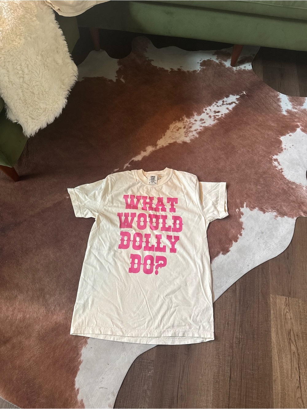 Cream Tee with Pink "What Would Dolly Do?" Graphic